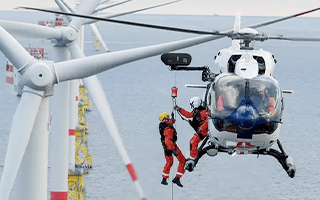 Hoist Operation in Offshore Windpark